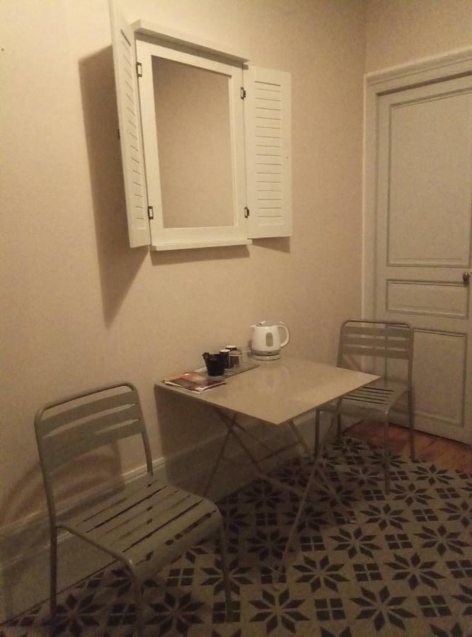 Chez Catherine Hotel Beauvais Luaran gambar